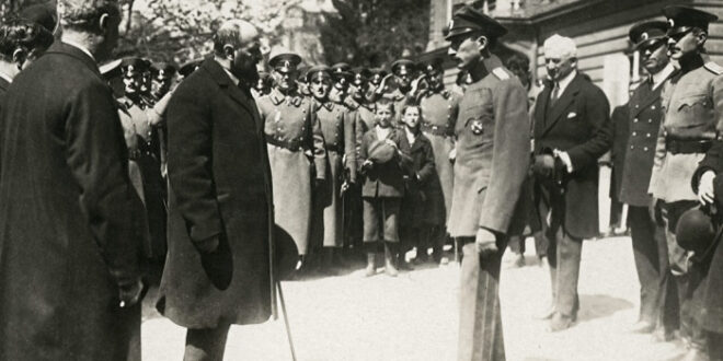 Цар Борис III и премиерът проф. Александър Цанков в дните след преврата на 9 юни 1923 г.