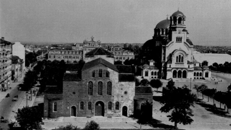 Как изглежда икономиката на България преди Освобождението и след това?